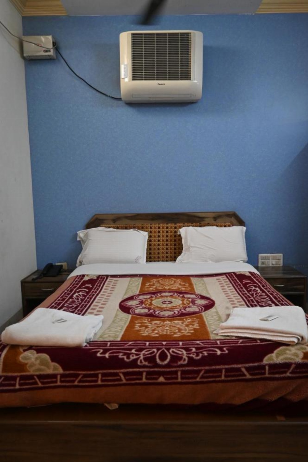 Room image 4